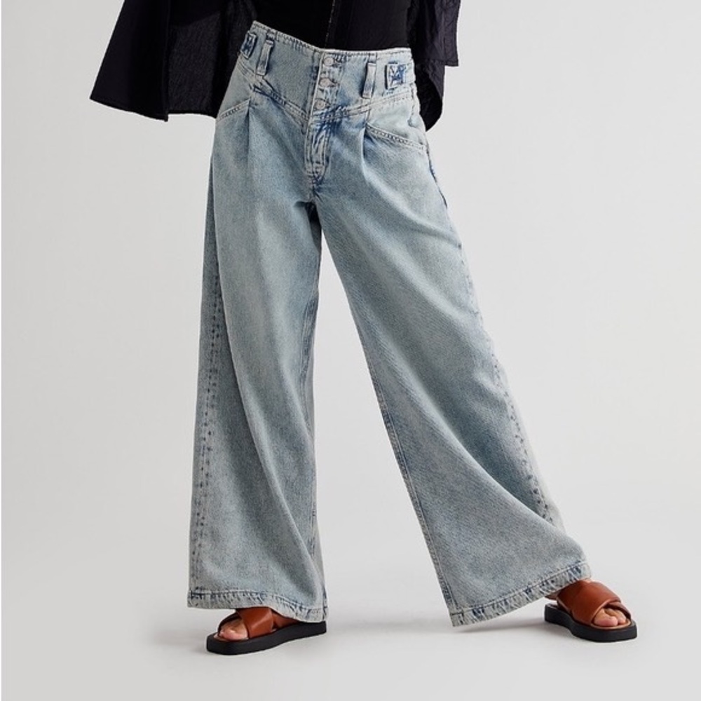 NWOT Free People Light Blue Care FP Super Sweeper Wide Leg Jeans Sz M baggy - Picture 12 of 16
